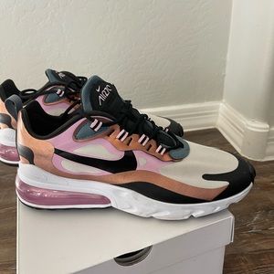 Nike Air Max 270 React